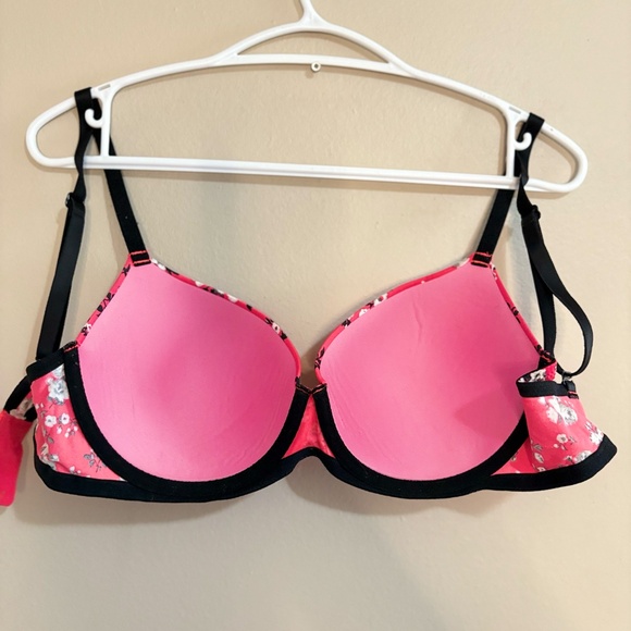 PINK Victoria's Secret Red and Black Florals Bra 32DD - Picture 10 of 11
